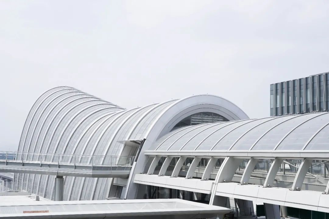 1666232517455401ng9n.jpg 實地探訪程泰寧院士作品「杭州西站」6.jpg