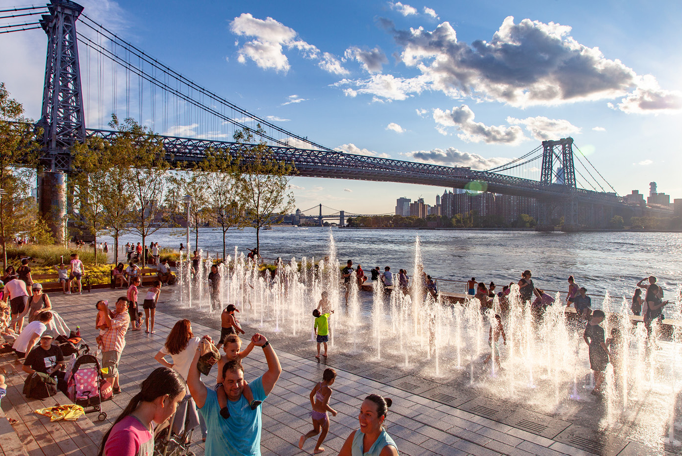166755164196507341dv.jpg 8-Domino Park_water feature.jpg