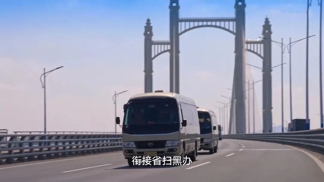 16754061642299429tKt.jpg 640.jpg