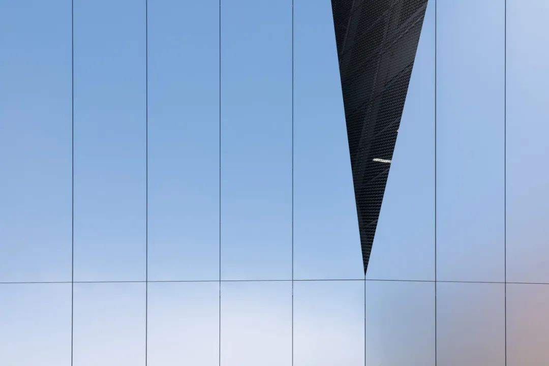 1675410459390104vkqt.jpg 640.jpg