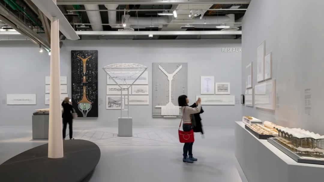 諾曼·福斯特最大規模作品回顧展：我更喜歡另辟蹊徑！ (4).jpg