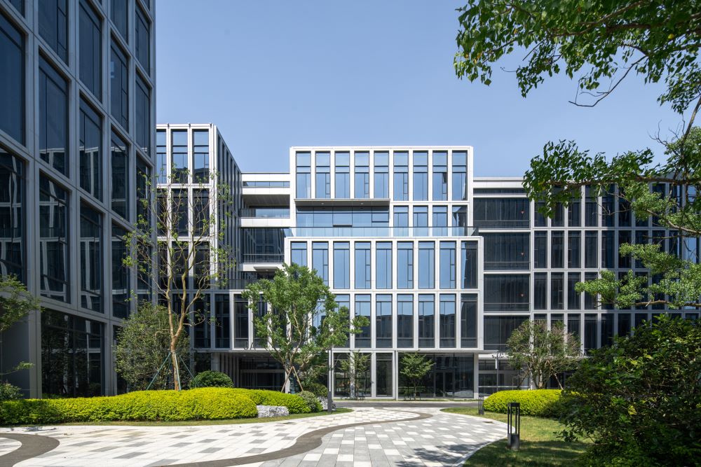 1725524121141956o2uo.jpg 10_研發庭院 R&D Courtyard ?零壹城市 LYCS.jpg