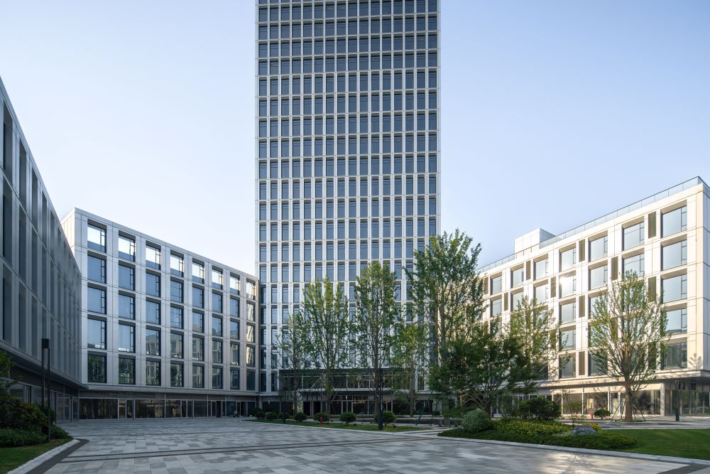 1725524178554133YX6W.jpg 17_商務庭院 Business Courtyard ?零壹城市 LYCS.jpg