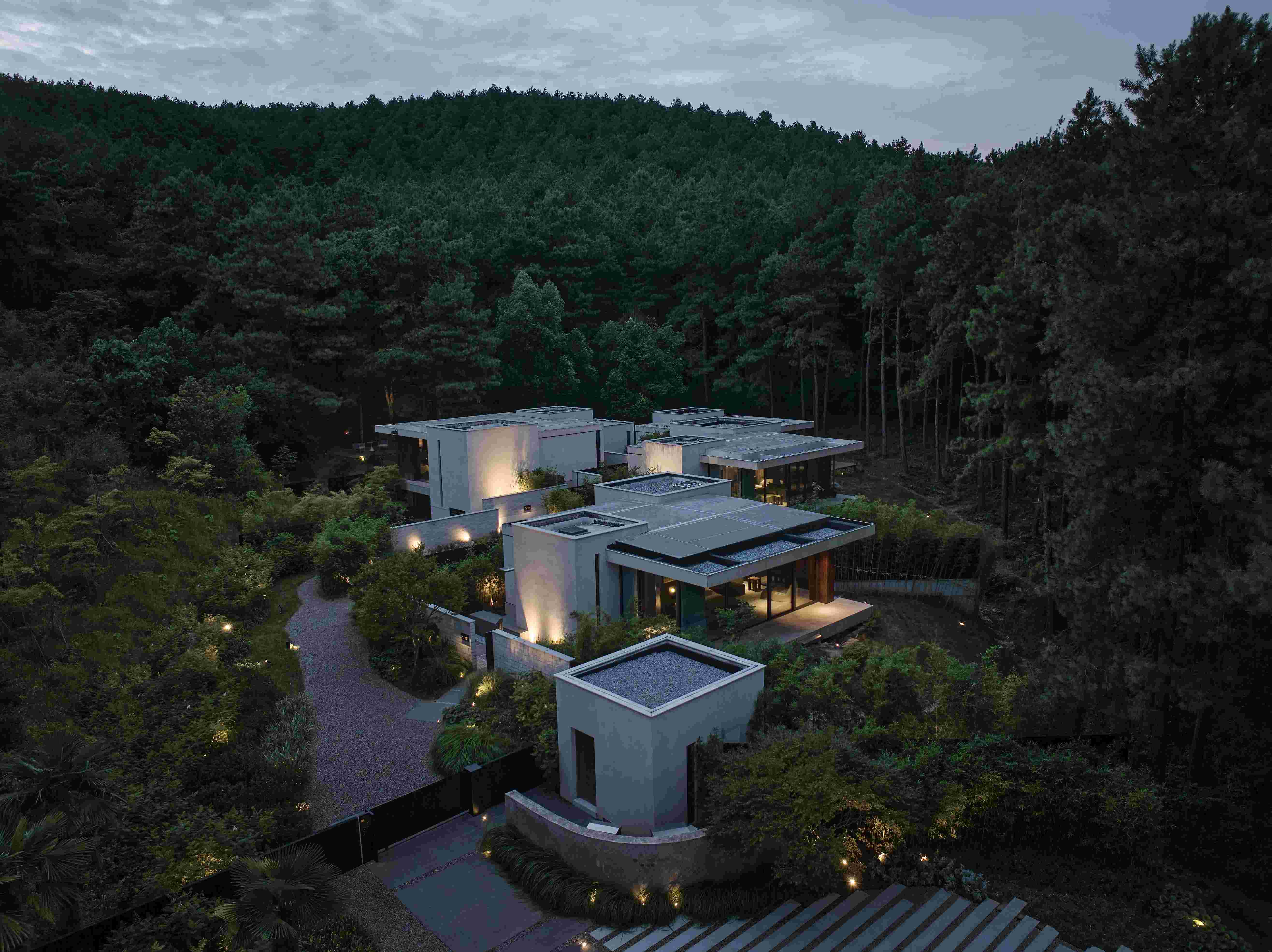 64 Anadu Pine Villa?Seth Powers.jpg